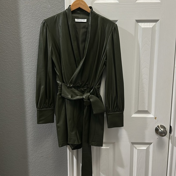 Amanda Uprichard Faux leather olive green romper with tie belt size medium - Picture 2 of 6